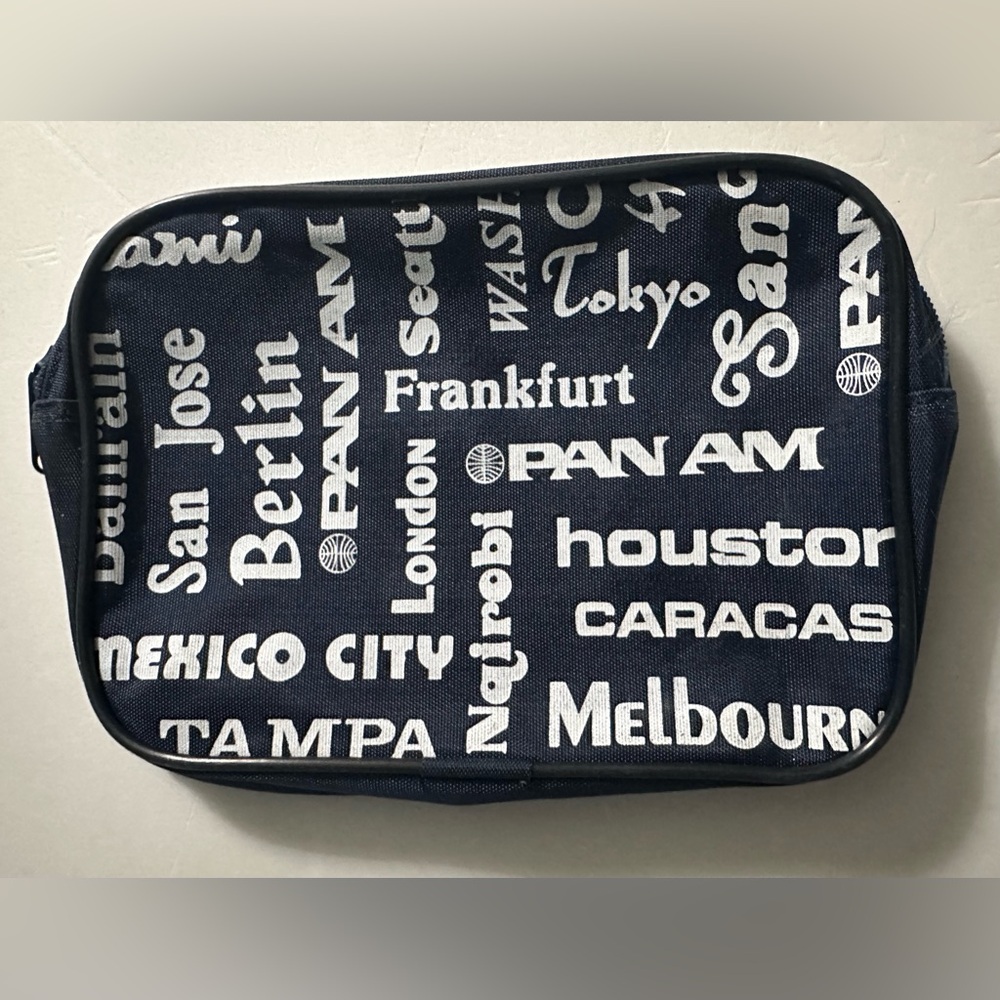 RARE NOS Vintage 80s Pan Am Airlines 1980s Blue Amenity Bag Travel Cities 9x6x2” - Picture 5 of 15